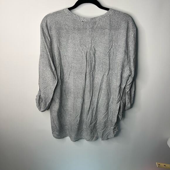 Grand & Greene Blk & Wht V Neck Button Detail Long Sleeve Printed Crepe Top XL - Picture 10 of 15